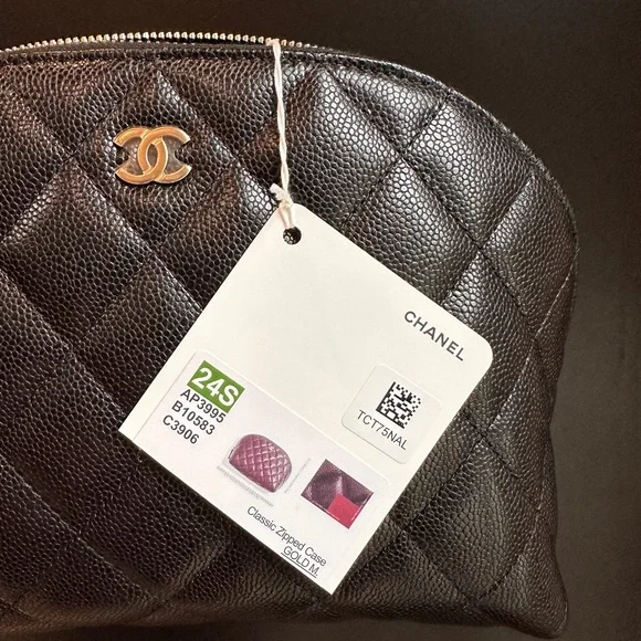 FULL SET - CHANEL Black Caviar Quilted Zipped Cosmetic Case - Picture 11 of 13